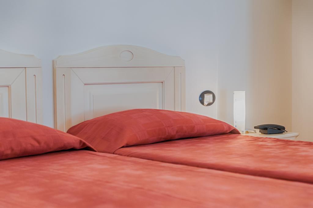 Hotel Ristorante Il Vascello Costa Rei Pokój zdjęcie