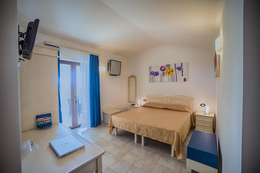 Hotel Ristorante Il Vascello Costa Rei Zewnętrze zdjęcie